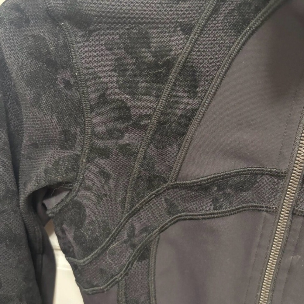 Lululemon Define Jacket - Picture 5 of 7